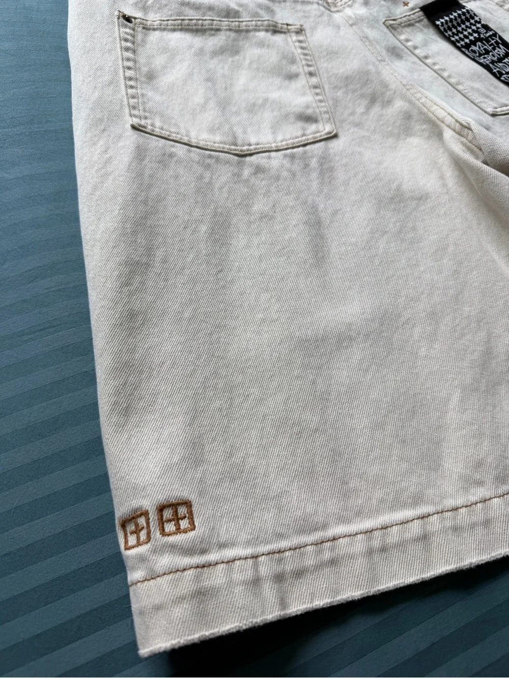 Ksubi Maxx Short Ivory Men’s Size 34 Wide Leg Denim Shorts